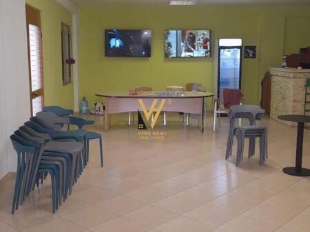 LOCALE COMMERCIALE 200 M2 IN AFFITTO A KODRA E DIELLIT 1.400 EURO