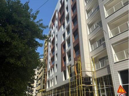 Appartamento 1+1 in Vendita presso lo Stadio Qemal Stafa, Arena, vicino a Juvenilja, Tirana 427.000 € Sup. Totale 115m2