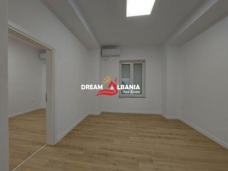 Jepet me qera ambient zyre 3+1 tek Shallvaret, prane Gjykates se Larte (ID 4261806)
