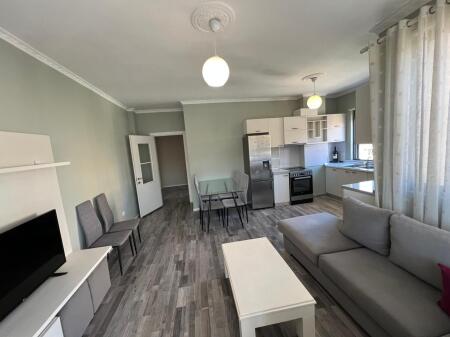 Appartamento 2+1+2 In Affitto al Mercato Elettrico, Tirana 550 € /Mese