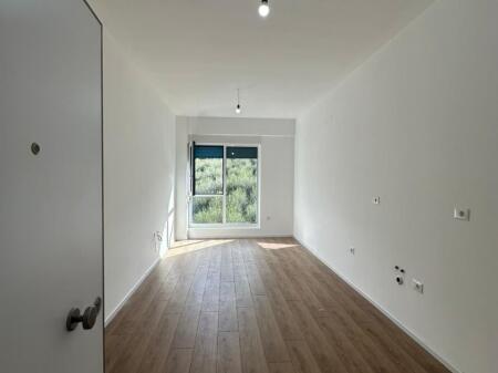 Shitet Apartament, OXA , zona e Freskut