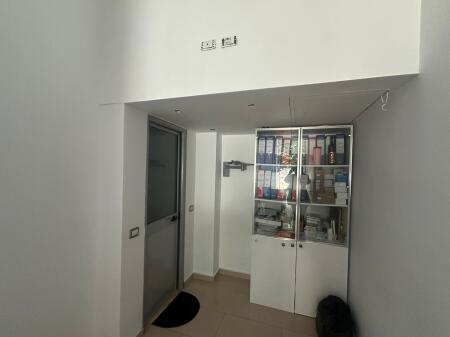 🟢 Negozio in Affitto - 21 m² Via Islam Alla