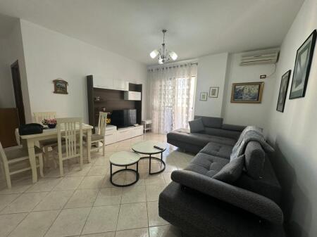 Affittasi appartamento 2+1, vicino al bar Bohem, Astir