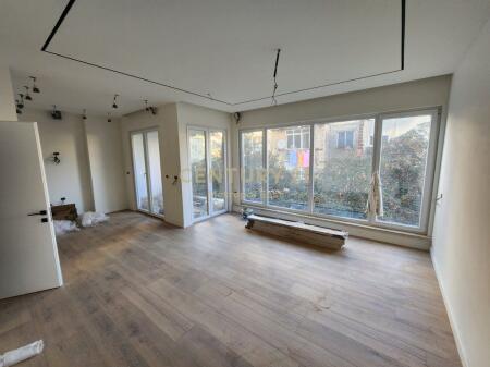 OFFICE SPACE FOR SALE AT 21-DHJETORI 320,000 €