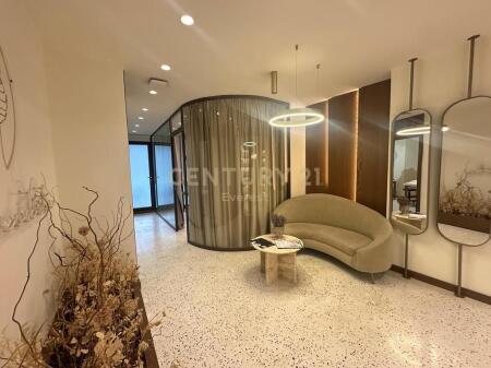 COMPLESSO KIKA 2, UFFICIO IN AFFITTO 1.800 € /Mese