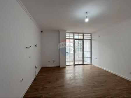 APARTAMENT 2+1 - RRUGA E BOGDANEVE