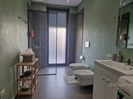 SHESIM, APARTAMENT PREMIUM 1+1 + POST PARKIMI