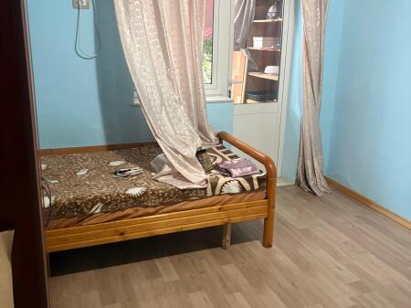 1 girl wanted for rent sharing Grada artificial lake