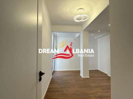 Shitet Apartament 2+1 ne Porcelan, Prane UET ne Tirane (ID 41212117)