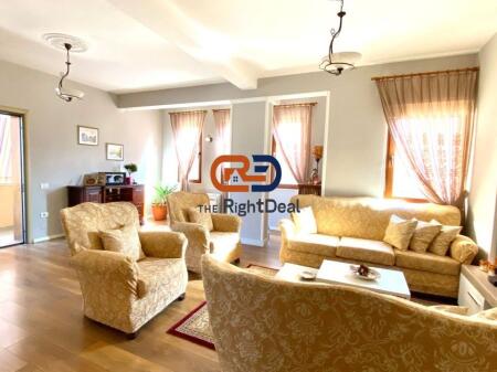 Ne Vasil Shanto, Shitet Apartament 2+1, Me Orientim Dhe Planimetri Perfekte!!!