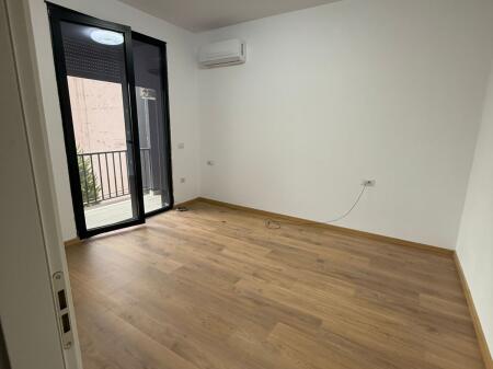 UFFICIO IN AFFITTO 75 M2 CENTRO 550 EURO