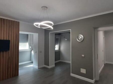 Apartament 1+1, Pazari i Ri!