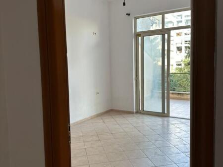 Shitet 2+1 Ne Astir me Cmim OKAZION . 1060€ per m2