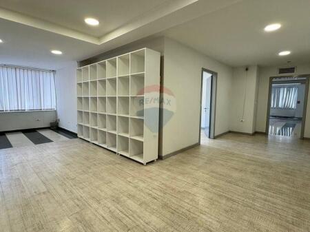 Ufficio - In Affitto - Zogu I Zi, Tirana !!! (ID: 530181047-538)