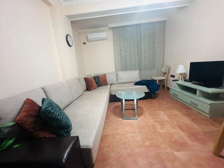 Apartament me qera 1+1 Selvia