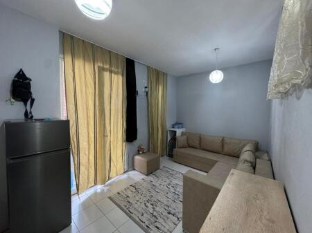 MONOLOCALE IN VENDITA A FRESK VICINO AI PALAZZI 3D !! 60.000 €