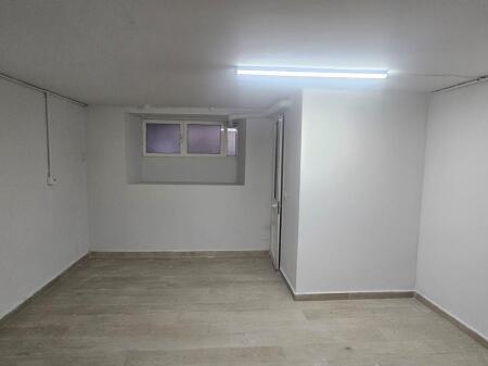 Business premises for rent at Moskat Buildings
