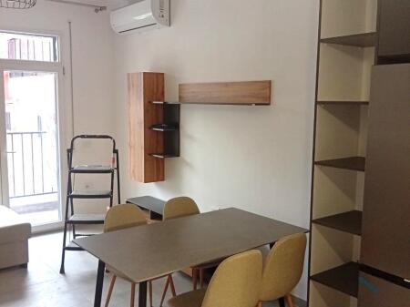  Jepet me Qera Apartament 1+1 ne 5 Maji afer me Cocordin