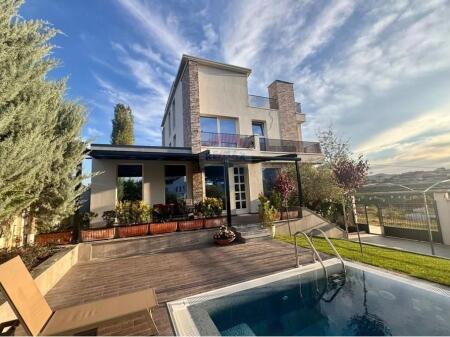 Villa for Rent | Farkë, Tirana
