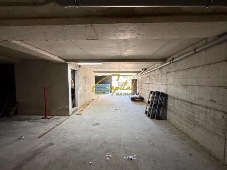 WAREHOUSES FOR RENT 200 M2 KOMBINAT 50,000 LEKE