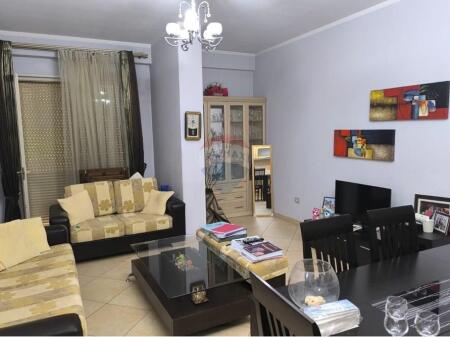 Appartamento - In Affitto - Complesso Delijorgji, Tirana