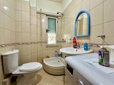 AFFITTO, APPARTAMENTO 2+1+2 CON POSTO AUTO.
