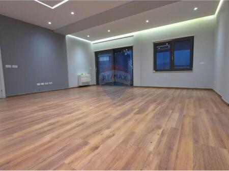 Shitet Apartament 3+1+2+Depo | Zogu Zi