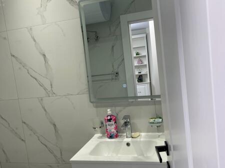 Affitto Negozio - Palazzo Con Freccia . Sup 20m2