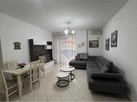 APARTMENT 2+1 FOR RENT ASTIR NEAR BAR BOHEM