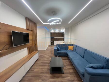 Qera, Apartament 2+1, Rruga 5 Maji