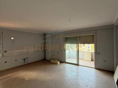 In vendita, Appartamento 2+1+2, Lago Secco, Tirana