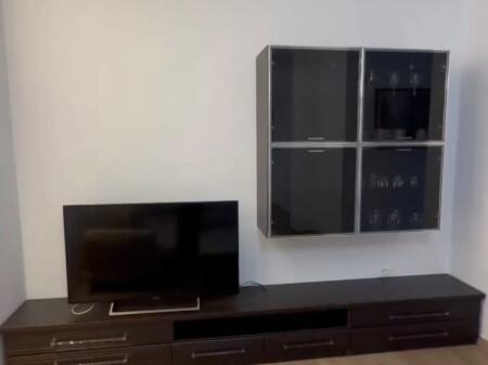 1+1,luxury furnished at boulevard zogu i pare,650 euro