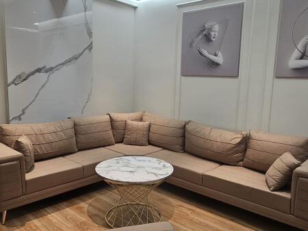 Appartamento 1+1 in affitto a Fusha e Aviacionit  700 €