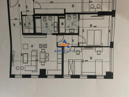 VENDESI APPARTAMENTO 3+1+2 "DOWNTOWN ONE , VIA ELBASANIT " (PREZZO TRATTABILE)