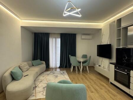 Vendesi in vendita Appartamento 1+1 – Farmacia 10, Tirana