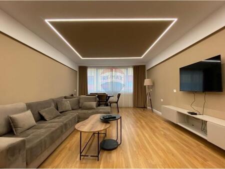 Duplex - In Affitto - Piazza Skanderbeg