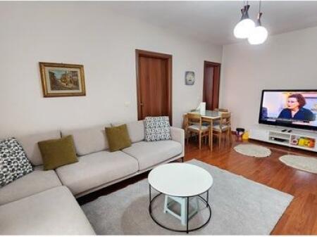 Affittasi appartamento 1+1 in Via Barikadave