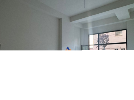 FOR RENT SPACE 54M2 "GOLDEN PARK, AMERIKAN 3" 700 EURO