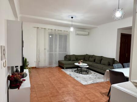 Appartamento 2+1 in vendita, via Dritan Hoxha, Tirana