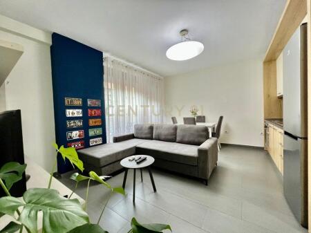 RENT, MODERN APARTMENT 1⃣1⃣, BARRICADES STREET 