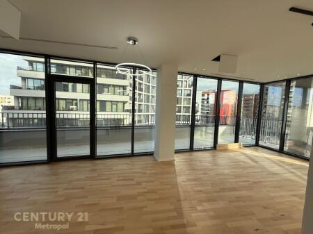 Apartament me Verandë në Shitje në Lake View Residence, pranë Rrugës së Kosovareve! 448,000 €