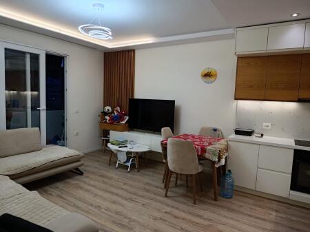 Appartamento 1+1 vicino a Square 21!