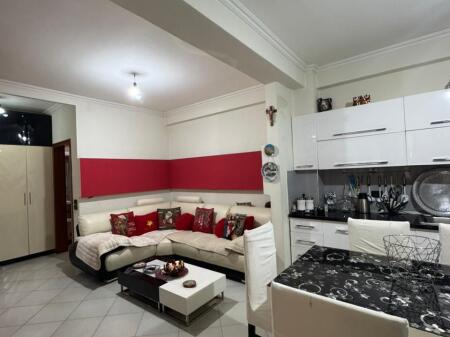 Apartment 2+1 for rent in Astir!