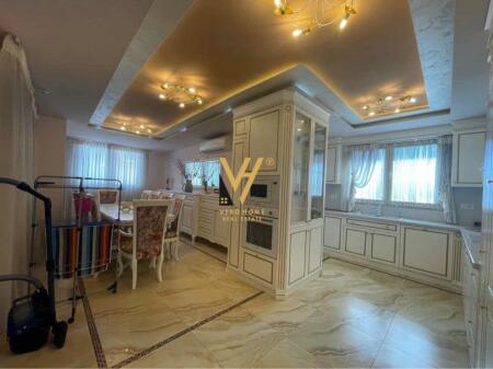 SHITET PENTHOUSE 4+1+2 TE LIQENI I THATE 432.600 EURO
