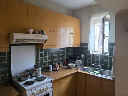 Casa in affitto, per abitazione in palazzo esistente 2+1, ID Elar2 13863 - € 560