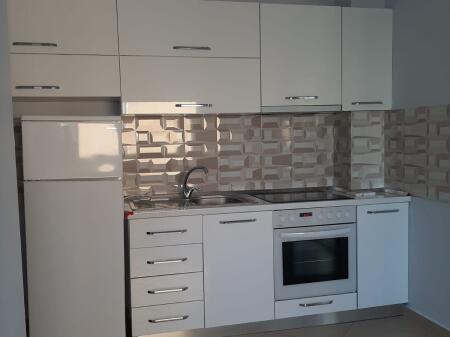  Appartamento 2+1 in affitto vicino a Toptani