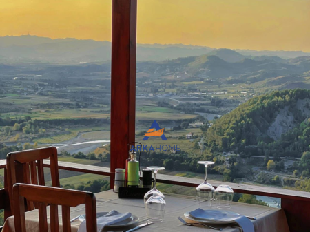 RISTORANTE IN VENDITA 1600M2 "A PETRELE" 1.300.000 EURO
