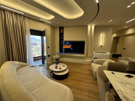 VENDESI APPARTAMENTO 2+1+ BALCONE "KODRA E DIELLIT" 270.000 EURO