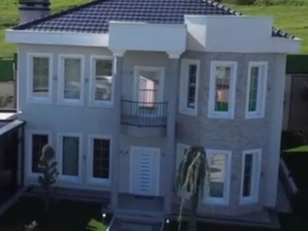 Villa for rent with swimming pool in Paskuqan