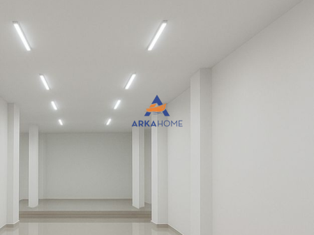 LOCALE COMMERCIALE IN VENDITA 122,6M2+25M2 "PRESSO 5 MAJI" 309.000 EURO